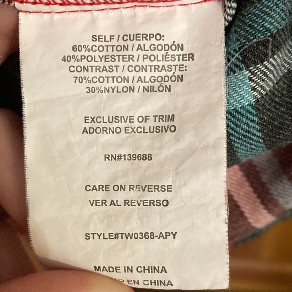 Taylor and Sage | Flannel Button Down | S - Picture 7 of 9